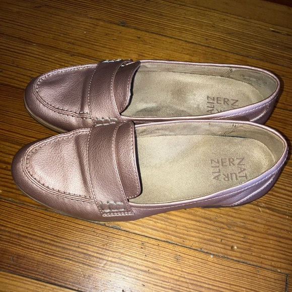 Naturalizer Loafers - Picture 3 of 7